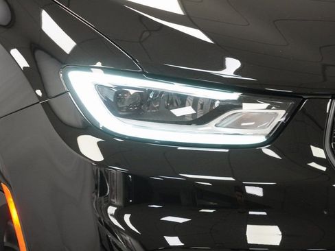 New 2026 Chrysler Pacifica Limited w/ S Appearance Package image 5