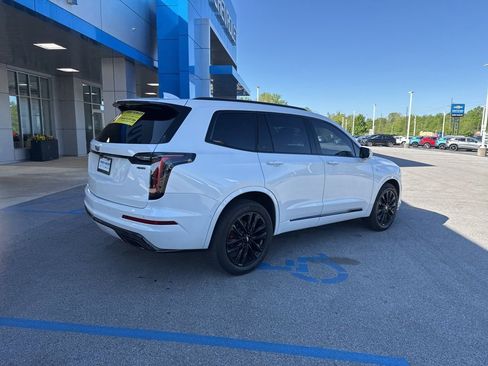 Used 2023 Cadillac XT6 Sport w/ LPO, ONYX Package AWD/4WD image 25