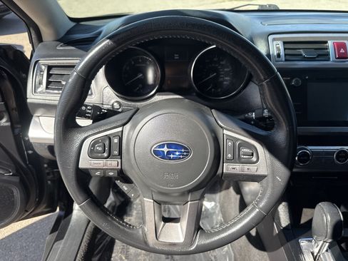 Used 2017 Subaru Outback 2.5i Premium AWD/4WD image 15