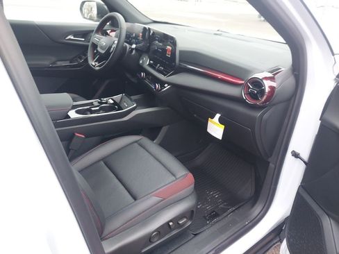 New 2026 Chevrolet Equinox RS w/ Convenience Package III image 23