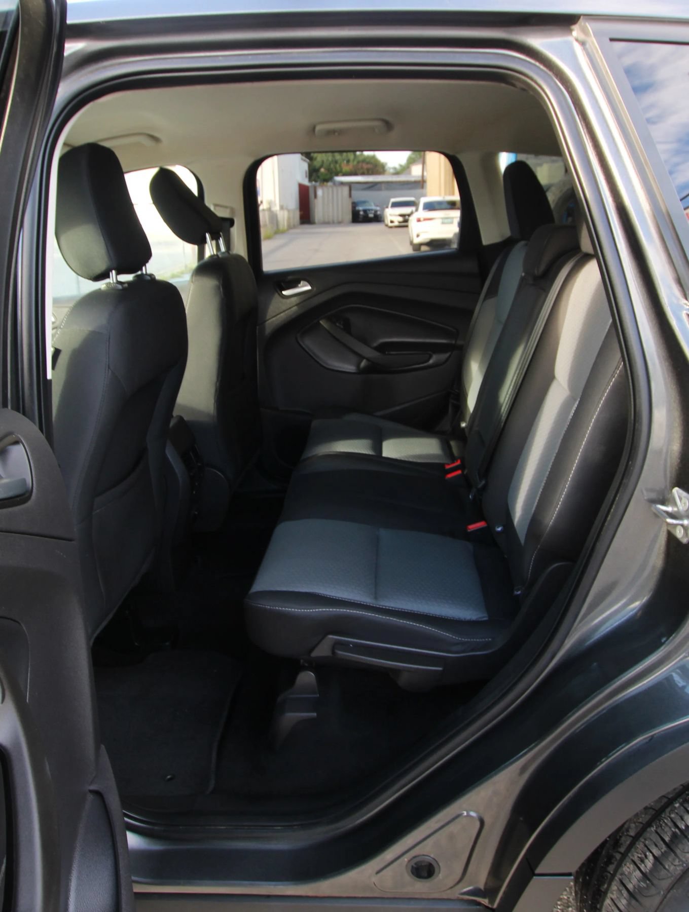 Used 2019 Ford Escape SE AWD/4WD image 11