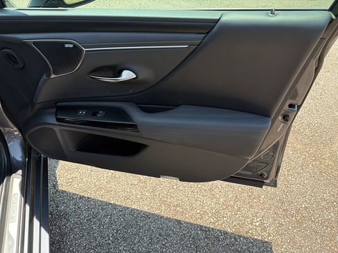 Used 2022 Lexus ES 350 Ultra Luxury FWD image 14