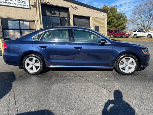 Used 2013 Volkswagen Passat 2.5 SE image 2