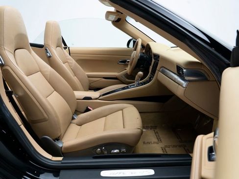 Used 2013 Porsche 911 Carrera 4S image 45