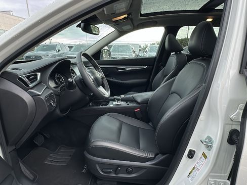 Certified 2022 INFINITI QX50 Luxe image 13