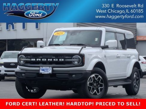 Certified 2025 Ford Bronco Outer Banks AWD/4WD image 1