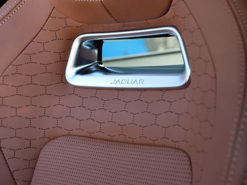 New 2026 Jaguar F-PACE R-Dynamic S AWD/4WD image 32