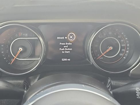 Used 2023 Jeep Wrangler Unlimited Sahara w/ Cold Weather Group AWD/4WD image 11