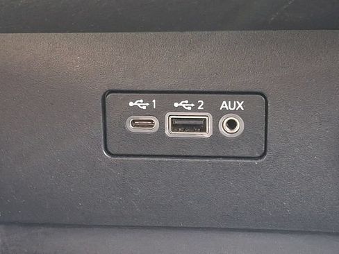 Used 2024 Nissan Altima 2.5 SR FWD image 27