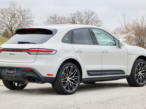 Certified 2026 Porsche Macan image 15