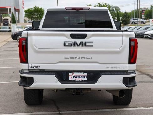 Used 2024 GMC Sierra 2500 Denali Ultimate w/ Max Trailering Package AWD/4WD image 4
