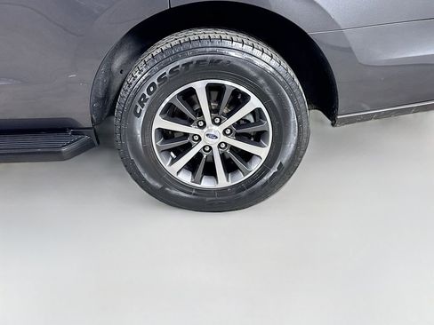 Used 2020 Ford Expedition XLT RWD image 30
