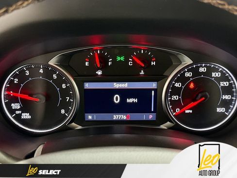 Used 2024 GMC Terrain AT4 w/ Tech Package AWD/4WD image 15