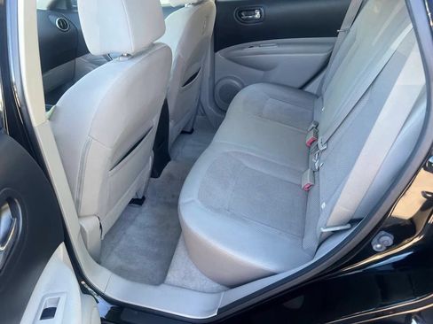 Used 2015 Nissan Rogue S w/ Convenience Package FWD image 12