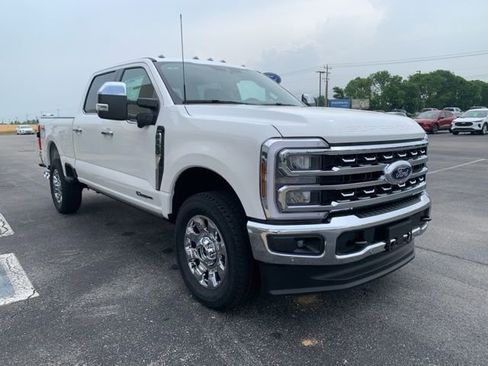 New 2025 Ford F350 Lariat w/ Lariat Ultimate Package AWD/4WD image 3