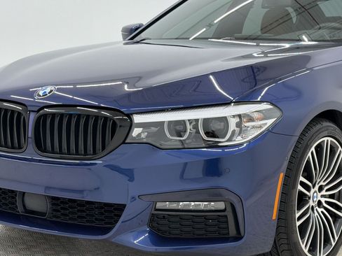Used 2019 BMW 530i xDrive w/ M Sport Package AWD/4WD image 12