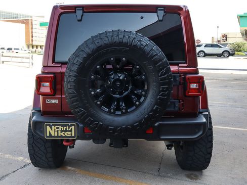 Used 2021 Jeep Wrangler Unlimited Rubicon AWD/4WD image 6