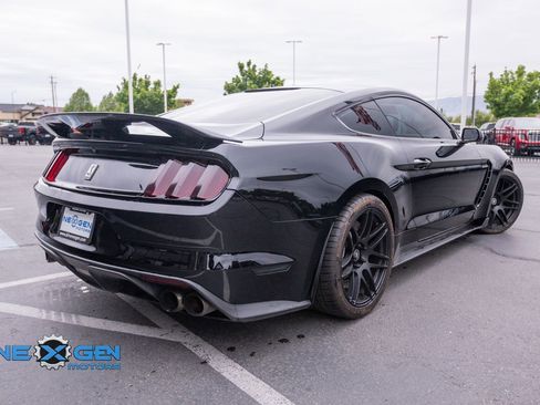 Used 2016 Ford Mustang Shelby GT350 w/ Track Package RWD image 7