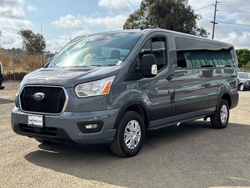 Used 2021 Ford Transit 350 XLT RWD image 3