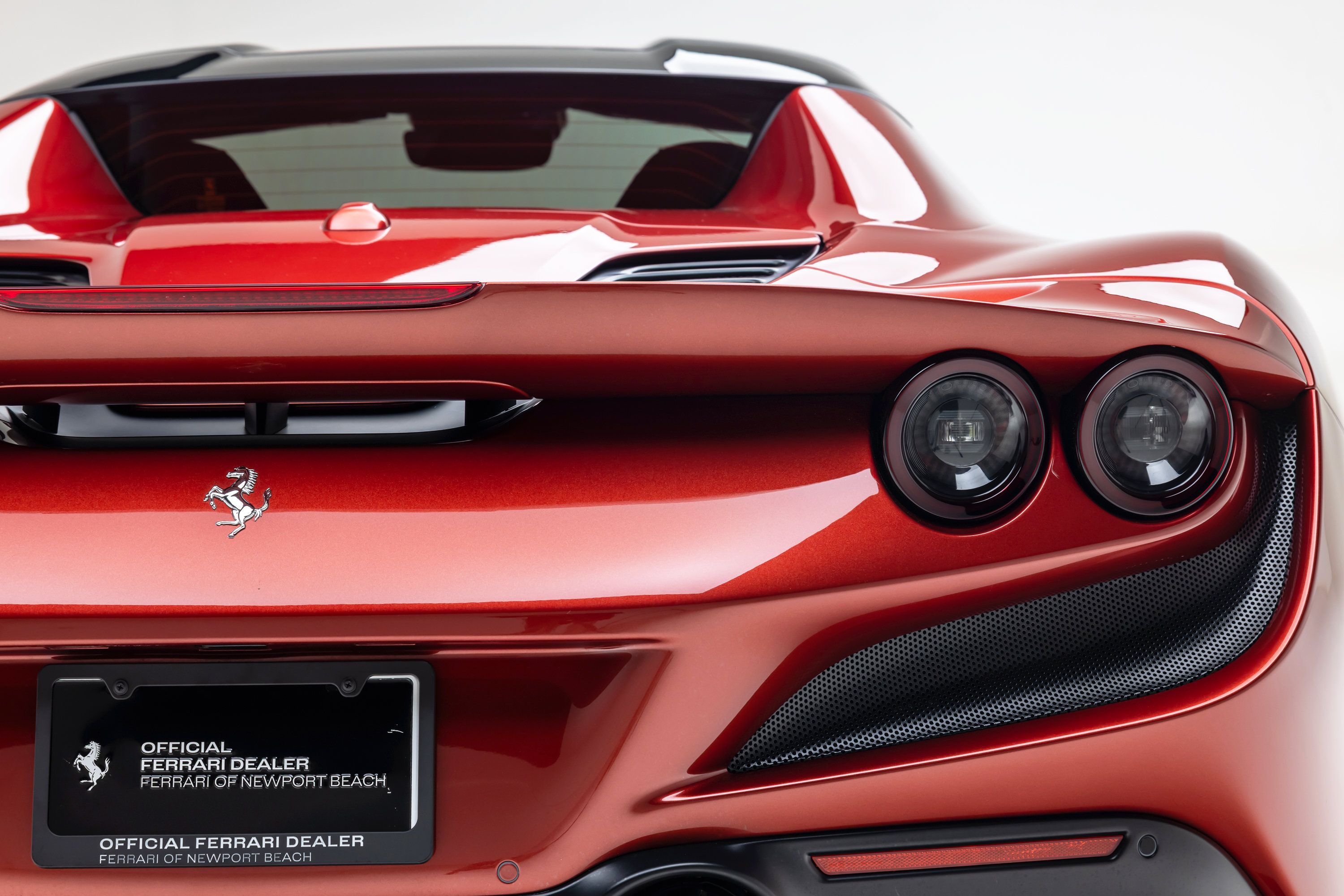 Certified 2022 Ferrari F8 Tributo RWD image 20