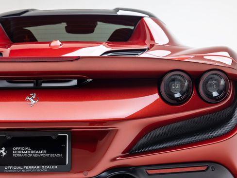 Certified 2022 Ferrari F8 Tributo RWD image 20