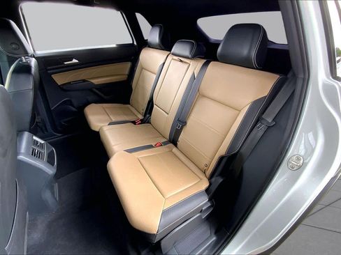 Used 2023 Volkswagen Atlas Cross Sport SEL AWD/4WD image 21