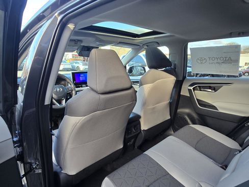 New 2025 Toyota RAV4 XLE image 12