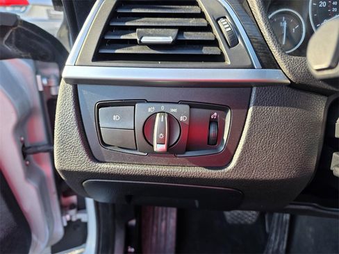 Used 2018 BMW 430i Convertible image 14