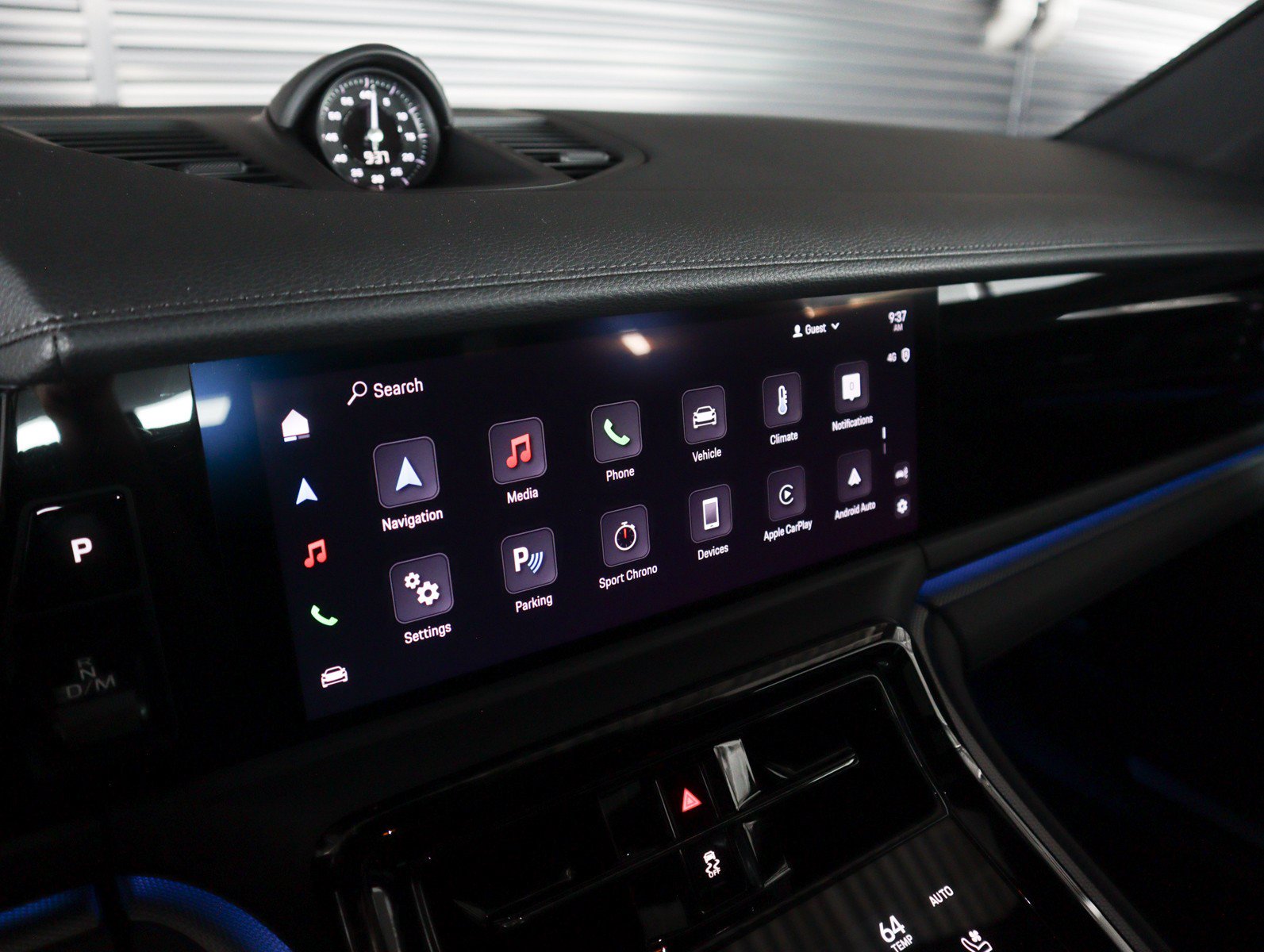 Used 2025 Porsche Panamera RWD image 19