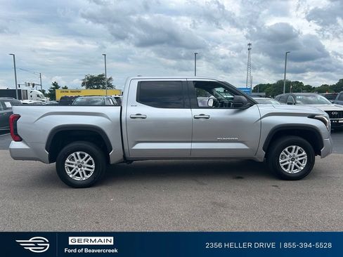 Used 2023 Toyota Tundra SR5 w/ SR5 Premium Package AWD/4WD image 9