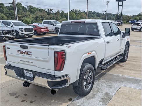 Used 2025 GMC Sierra 2500 SLT AWD/4WD image 7