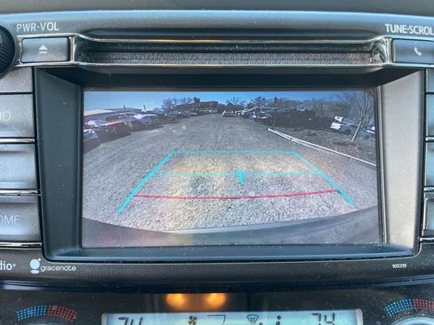 Used 2015 Toyota RAV4 XLE image 20