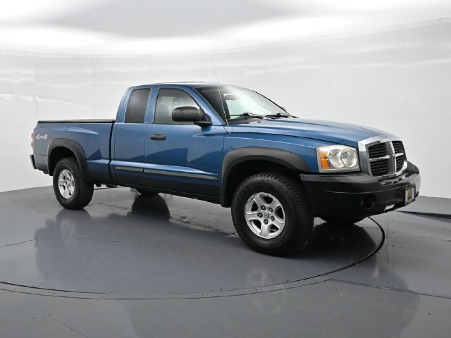 Used 2005 Dodge Dakota SLT AWD/4WD image 4