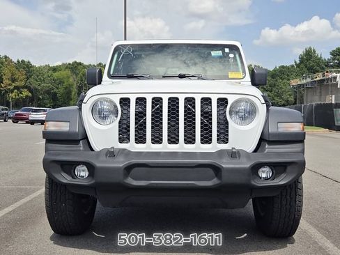 Used 2020 Jeep Gladiator Sport w/ Quick Order Package 24S AWD/4WD image 8