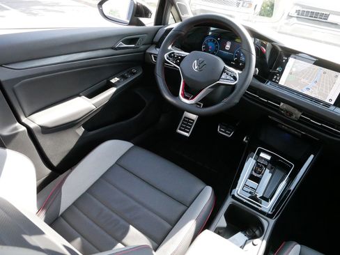 Certified 2023 Volkswagen GTI Autobahn image 9