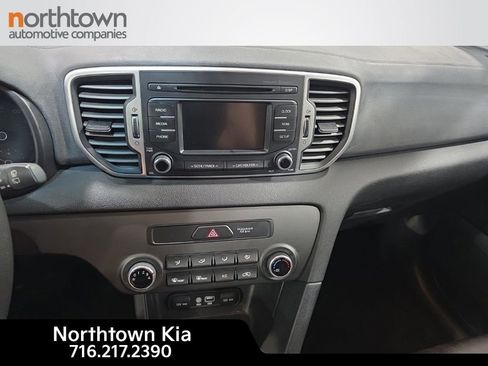 Certified 2019 Kia Sportage LX image 22