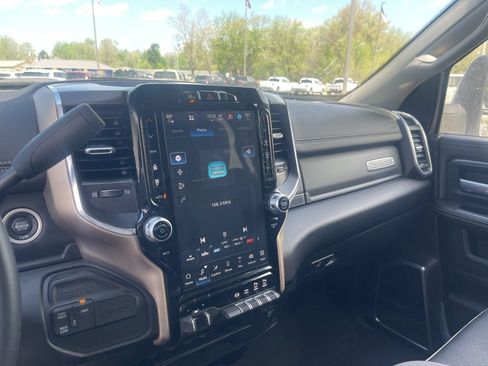 Used 2024 RAM 2500 Laramie w/ Safety Group AWD/4WD image 30