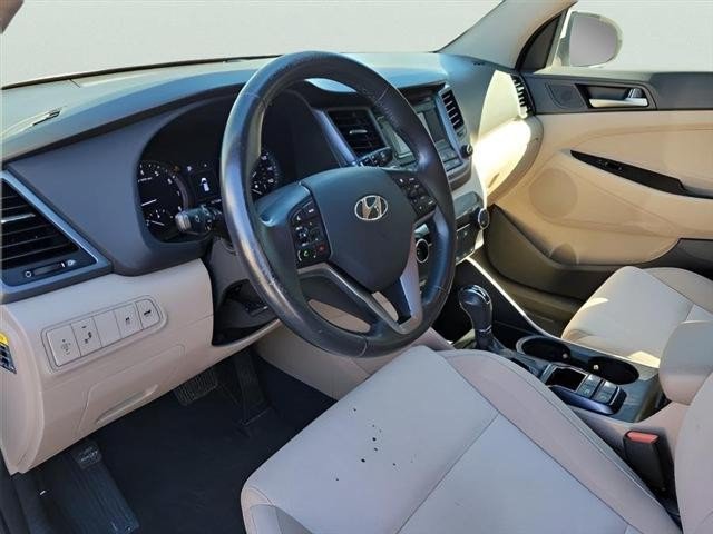 Used 2017 Hyundai Tucson Sport FWD image 16
