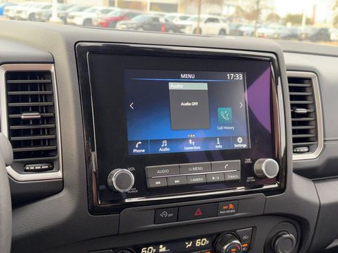 Used 2024 Nissan Frontier SV w/ Technology Package image 15