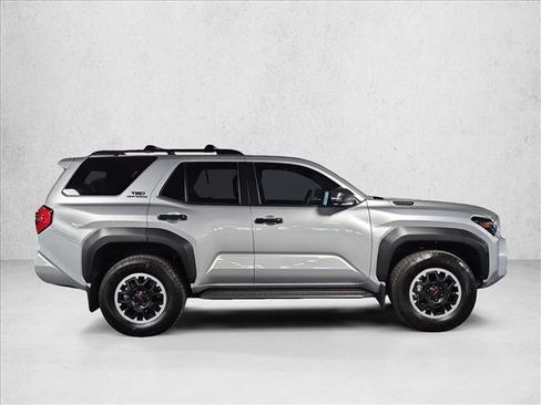 Used 2025 Toyota 4Runner TRD Off-Road Premium w/ Tow Technology Package AWD/4WD image 4