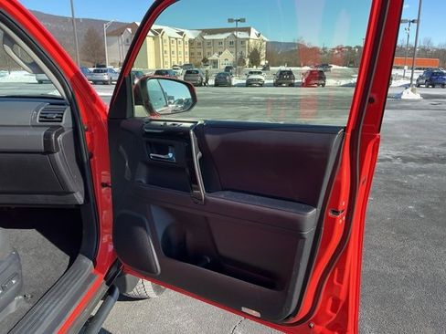 Used 2024 Toyota 4Runner TRD Off-Road Premium image 26