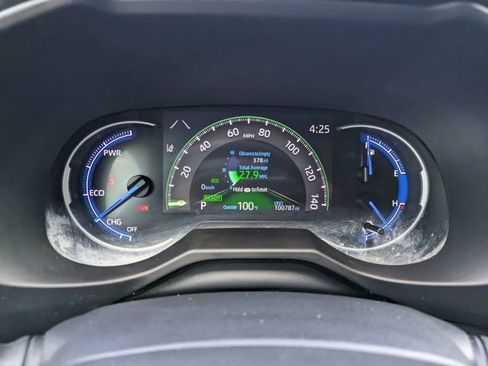Used 2024 Toyota RAV4 LE AWD/4WD image 24