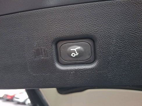 Certified 2023 Lincoln Nautilus Reserve image 29