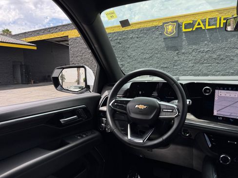 Used 2025 Chevrolet Tahoe LT AWD/4WD image 23