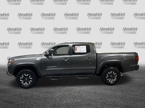 Used 2019 Toyota Tacoma TRD Off-Road w/ Technology Package AWD/4WD image 7