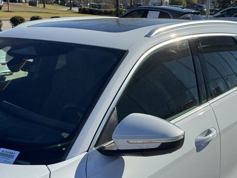 Used 2025 Audi Q5 Premium Plus w/ Premium Plus image 10