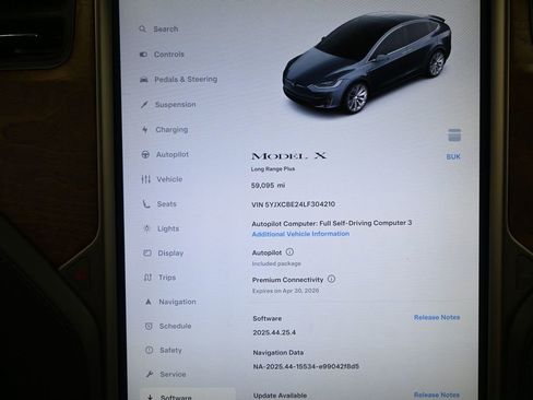 Used 2020 Tesla Model X Long Range image 12