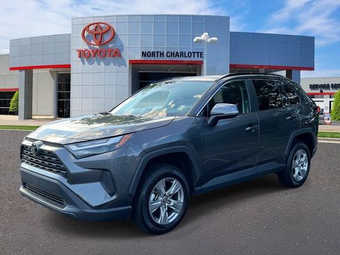 Used 2023 Toyota RAV4 XLE w/ Convenience Package FWD image 5
