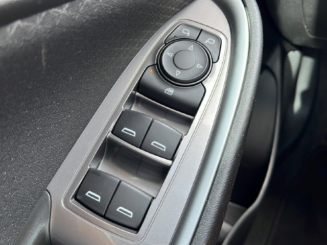 Used 2024 Chevrolet Malibu RS FWD image 21
