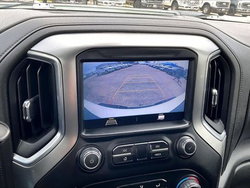 Used 2022 Chevrolet Silverado 3500 LT w/ Convenience Package image 26